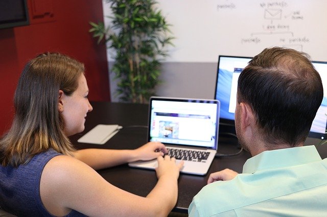 Consulter une agence web pour sa présence dans les réseaux sociaux